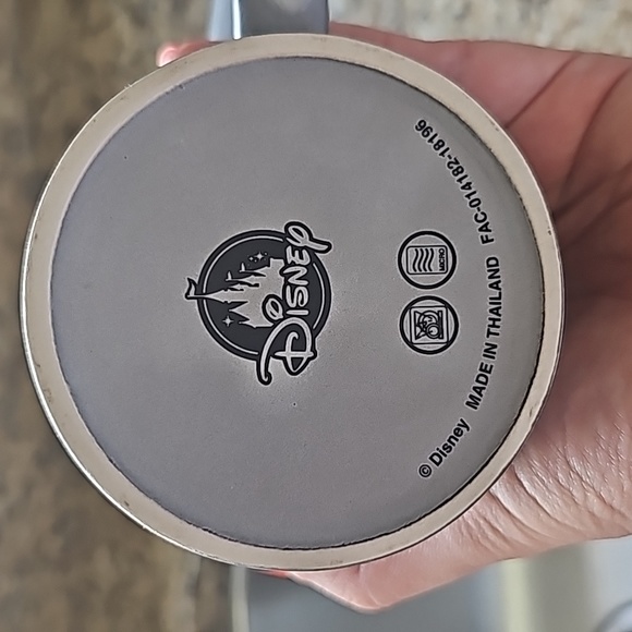 Disney Mickey Mouse 2018 mug - Picture 7 of 7